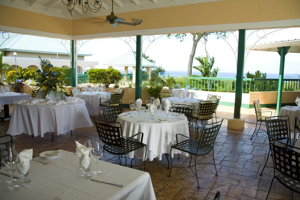 Cardiff Hotel And Spa Runaway Bay Exterior foto
